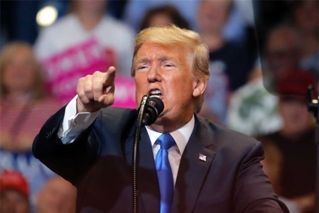 ĐIỂM TIN THẾ GIỚI: LHQ sắp họp khẩn về Syria, ông Trump bị cáo buộc ám sát Tổng thống Syria