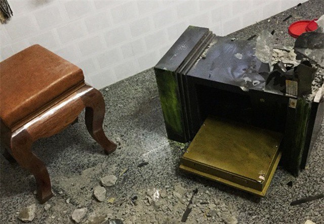 Truy tìm đối tượng đột nhập nhà nữ giám đốc doanh nghiệp trộm 9 cây vàng