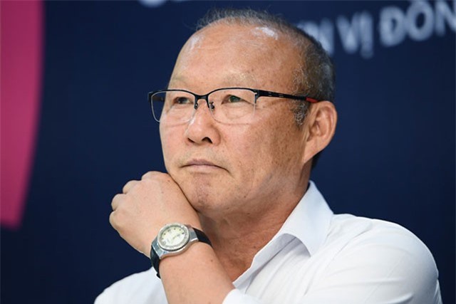 Thầy Park chỉ ra điểm mạnh của cầu thủ Việt Nam so với Hàn Quốc