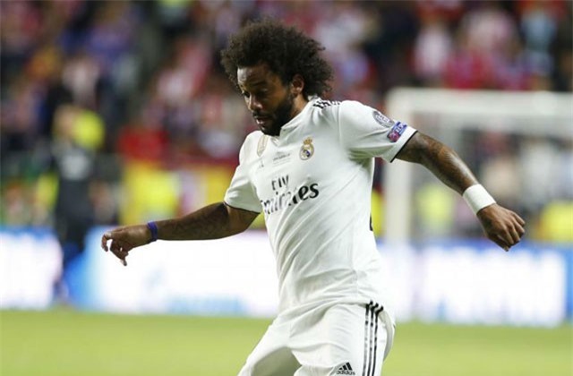 Marcelo từ chối sang Juventus với Ronaldo