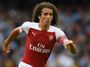 Tân binh Arsenal bất ngờ đoạt giải hay nhất tháng 8