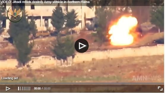 Clip: Phiến quân nổi dậy phá hủy xe của quân đội Syria ở Bắc Hama