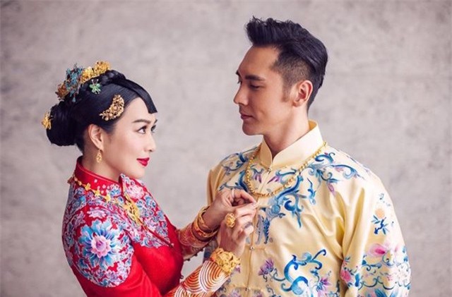 Chồng trẻ kém 12 tuổi xấu hổ vì tiếng 'ăn bám' sao nữ gốc Việt