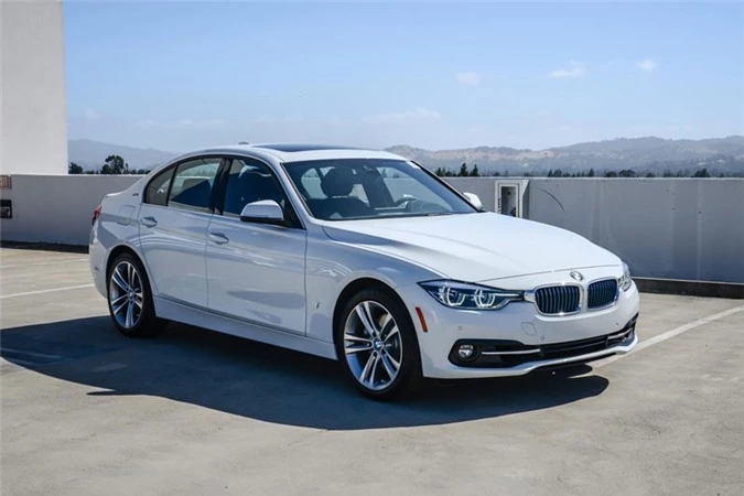 9. BMW 3 Series (doanh số: 188.705 chiếc).