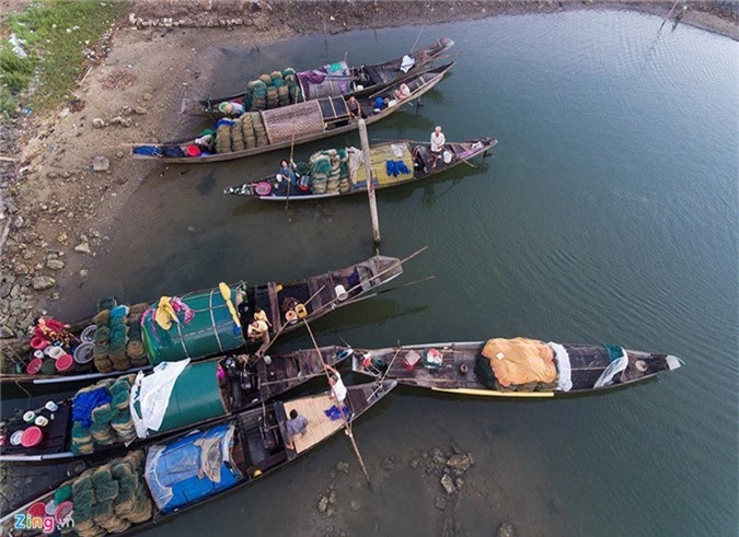 dam minh truoc ve dep binh yen trong som mai o lang chai co xu hue hinh anh 10