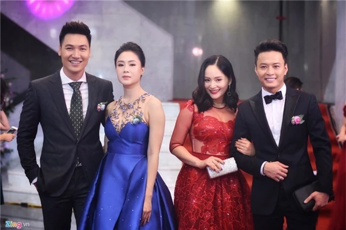 Nha Phuong, Bao Thanh rang ro tren tham do VTV Awards 2018 hinh anh 3