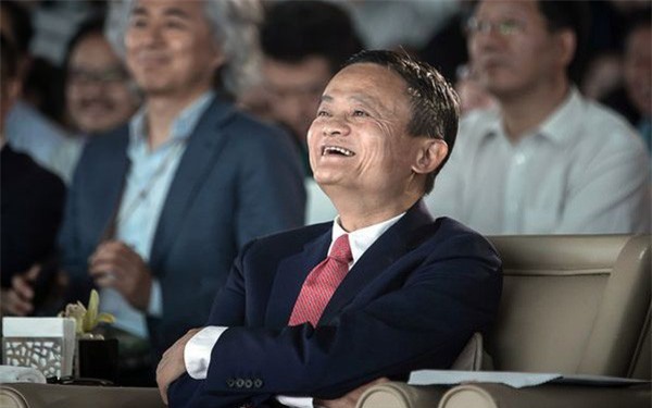 Jack Ma tuyên bố sắp rời Alibaba để đi dạy học trở lại