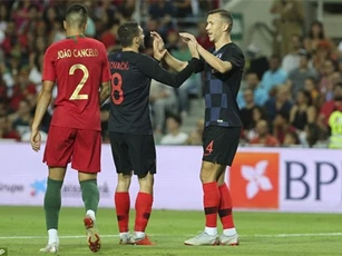Perisic ghi bàn, Croatia bất phân thắng bại với Bồ Đào Nha