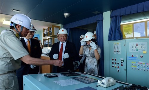 4 điều cấm kỵ khi treo tranh phong thủy phòng khách