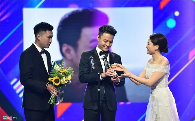 Ngo Kien Huy, Lan Phuong, U23 Viet Nam duoc vinh danh tai VTV Awards hinh anh 7