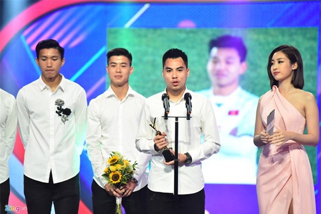 Ngô Kiến Huy, Lan Phương, U23 Việt Nam được vinh danh tại VTV Awards