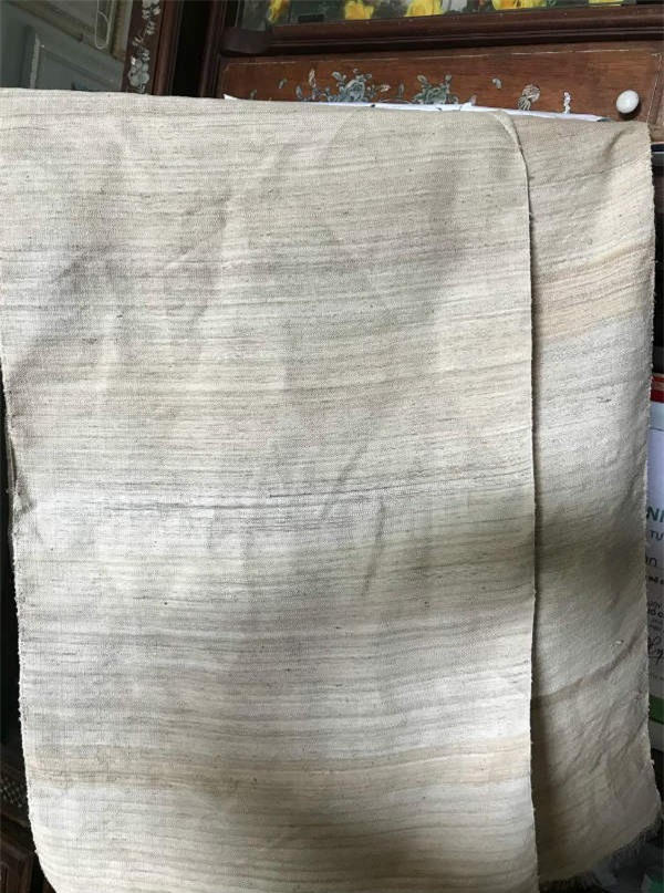 Chiêm ngưỡng loại lụa đắt đỏ, độc đáo nhất thế giới tại Việt Nam