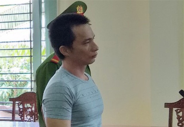 Gã trai ghen tuông, đâm chết em người tình lĩnh 21 năm tù