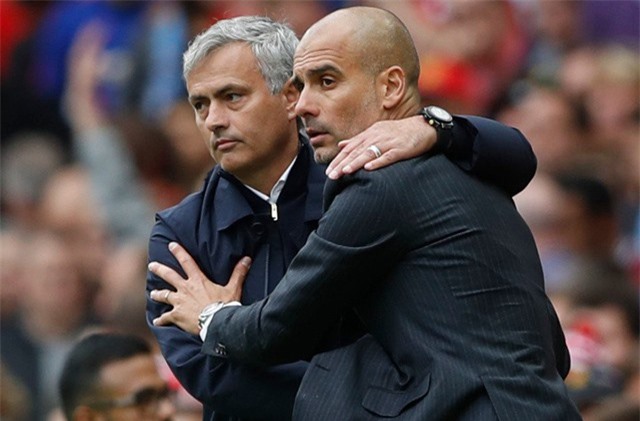 Huyền thoại M.U đòi sa thải Mourinho, mời Guardiola