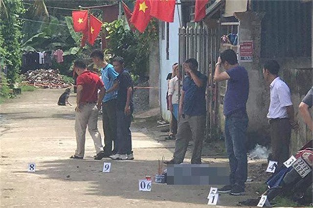 NHỮNG VỤ ÁN RÚNG ĐỘNG DƯ LUẬN TUẦN QUA: Bị đâm chết vì nợ tiền xăm mình, chồng sát hại vợ rồi dùng con làm con tin