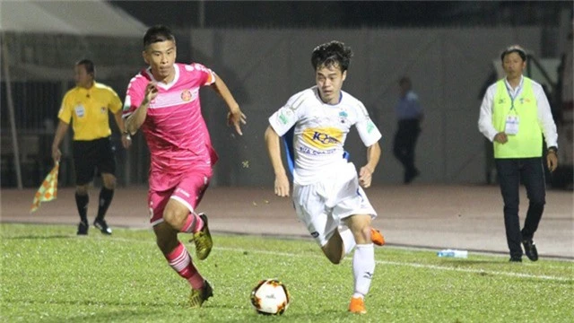 HA Gia Lai thua đậm ở vòng 21 V-League