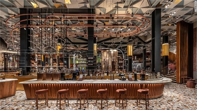 Starbucks mở cửa hàng đầu tiên tại Italy sau 35 năm