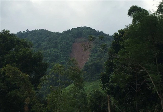 Tình trạng sạt lở núi xảy ra nghiêm trọng tại nhiều bản làng của huyện Mường Lát