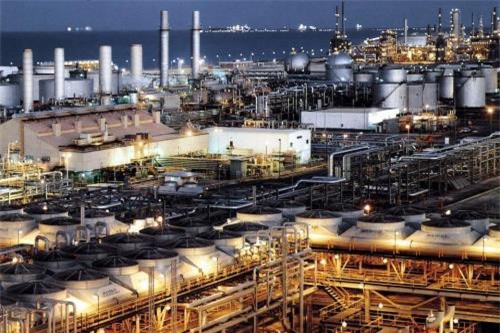 Lo ngại nguồn cung giảm hỗ trợ giá dầu thế giới