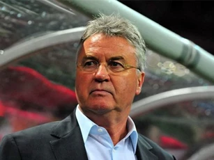 HLV Guus Hiddink chính thức dẫn dắt đội U21 Trung Quốc