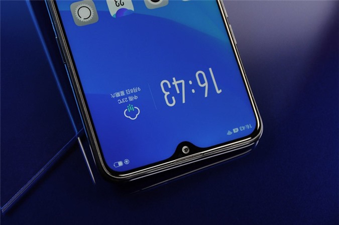 Oppo ra mắt smartphone mới: Chip Helio P60, màn hình giọt nước, VOOC