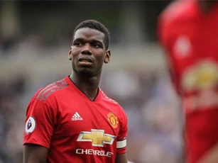 Mourinho hoàn toàn bất lực trong việc “cầm cương” Pogba
