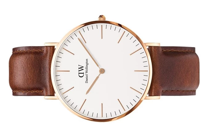 9. Daniel Wellington St. Mawes (giá: 76,9 USD).