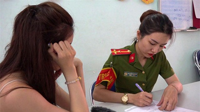 Những điều chưa biết về đường dây mại dâm 25.000 USD