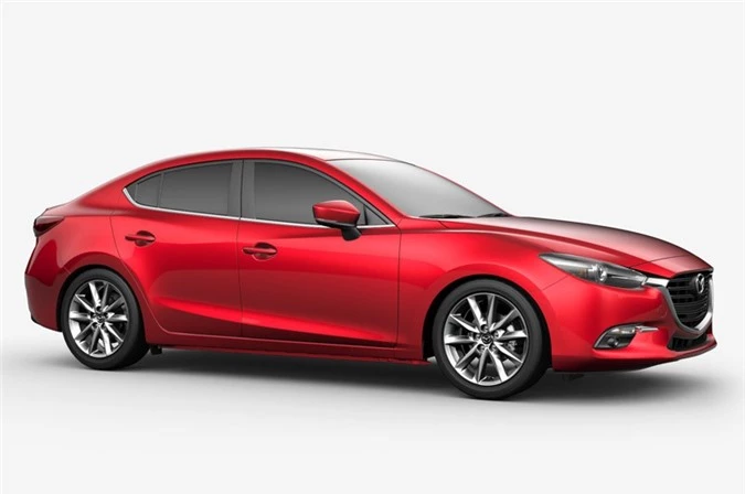 8. Mazda 3 (doanh số: 820 chiếc).