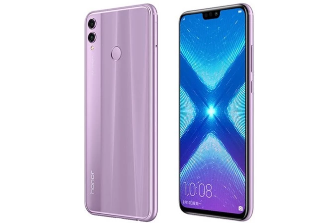 Sức mạnh phần cứng của Huawei 8X đến từ vi xử lý Kirin 710 lõi 8 với xung nhịp tối đa 2,2, GPU Mali-G51 MP4 với công nghệ . RAM 4 GB/ROM 64 GB, RAM 6 GB/ROM 64 GB hoặc RAM 6 GB/ROM 128 GB, có khay cắm thẻ microSD với dung lượng tối đa 400 GB. Hệ điều hành Android 8.0 Oreo, được tùy biến trên giao diện EMUI 8.2.