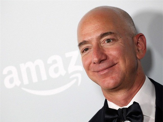 Tỷ phú Jeff Bezos kiếm 11 ngàn USD/giờ