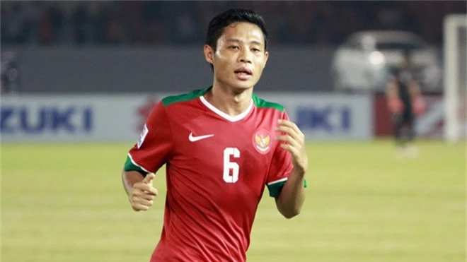 'Messi cua Indonesia' duoc moi sang Nhat Ban va Thai Lan thi dau hinh anh 2