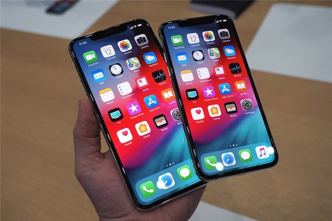 Clip: Cận cảnh bộ đôi iPhone Xs và iPhone Xs Max