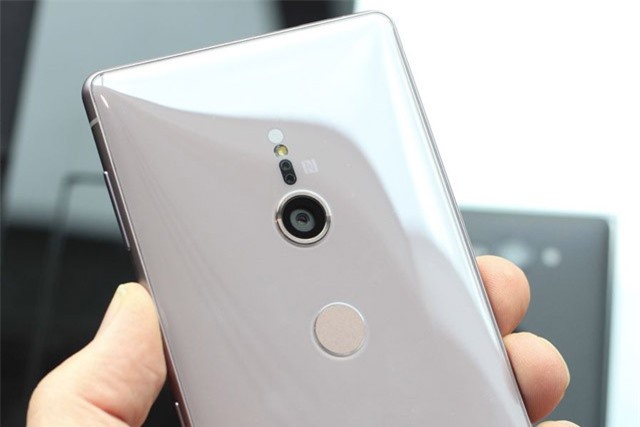 Bảng giá điện thoại Sony tháng 9/2018: 9 model giảm giá