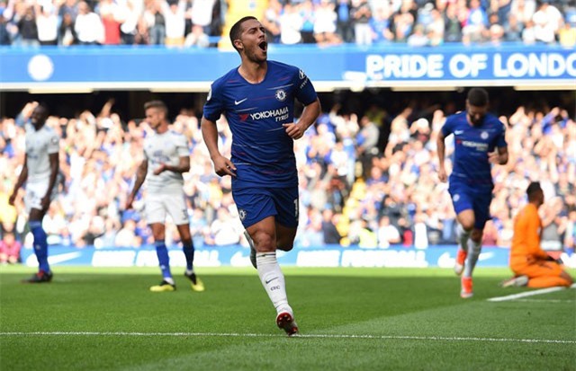 Clip: Hazard lập hat-trick, Chelsea ngược dòng ‘vùi dập’ Cardiff