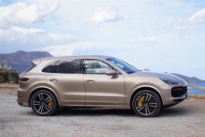 9. Porsche Cayenne 2019.