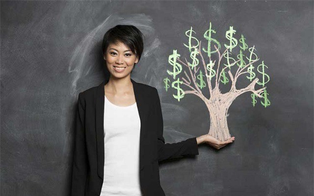 Khi tiền vào tay phụ nữ, mọi thứ sẽ thay đổi