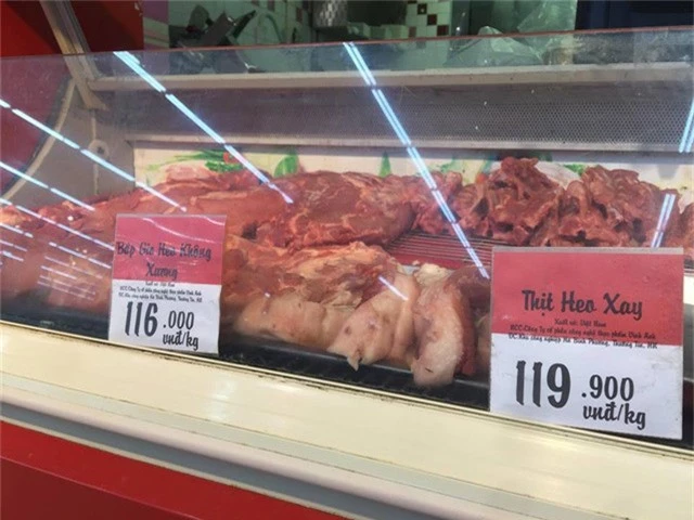 Giá thịt heo ở siêu thị đang chỉ cao hơn ở các chợ vài nghìn đồng