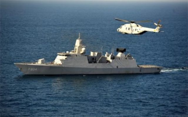 Tàu chiến NATO áp sát bờ biển Syria, chiến sự sắp bùng nổ?