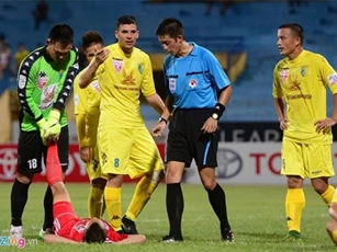 VPF: Mong trong tương lai không phải mời trọng tài nước ngoài