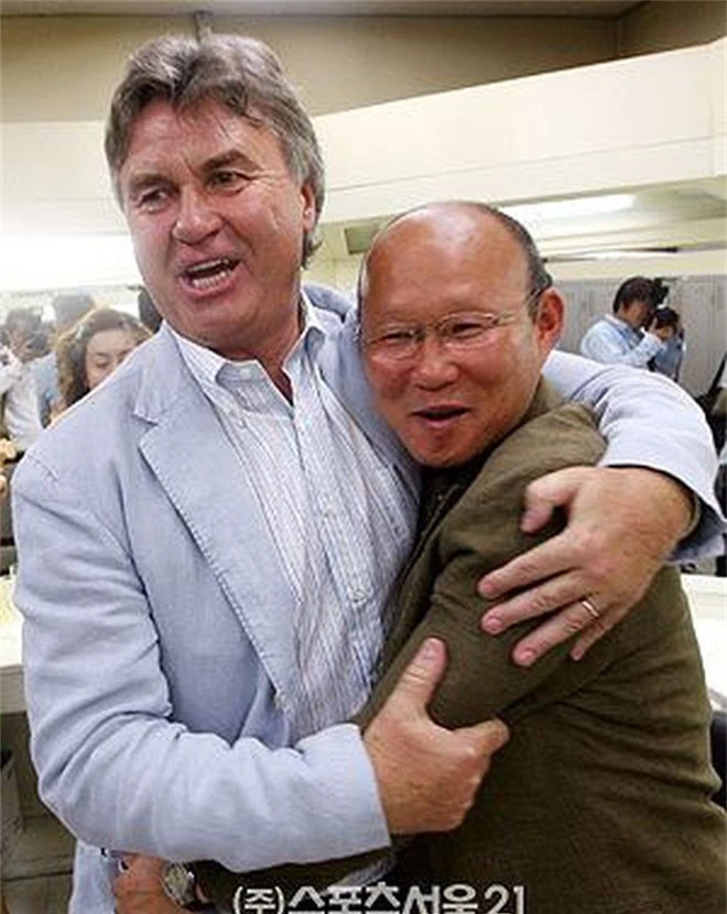 HLV Park Hang-seo hao huc duoc cham tran Guus Hiddink hinh anh 1