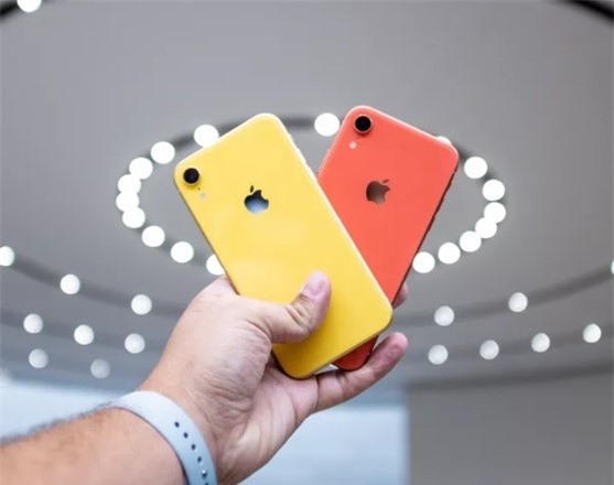 Apple sẽ gặp vấn đề vì tên iPhone mới