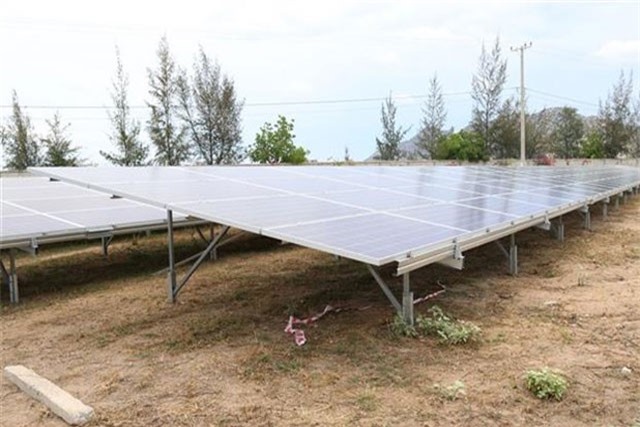 Khởi công xây dựng nhà máy điện Mặt Trời đầu tiên tại Bình Thuận