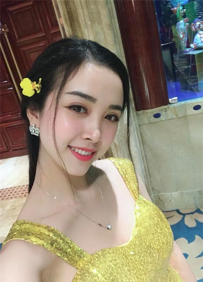 anh a hau 2 thuy an xinh dep, quyen ru doi thuong 