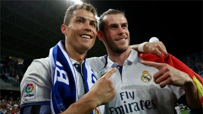 gareth bale "chui xeo" ca hlv zidane va ronaldo hinh anh 1