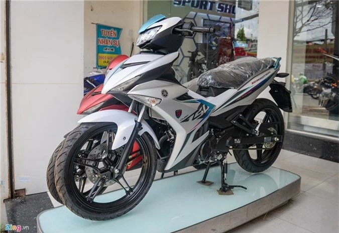 Yamaha Exciter 2018 co them mau tem moi, gia 48 trieu dong hinh anh 1