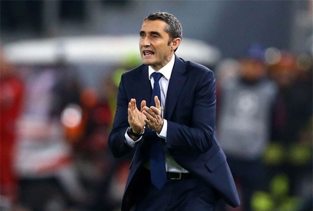 Barca hạ PSV với hat-trick của Messi, HLV Valverde nói gì?