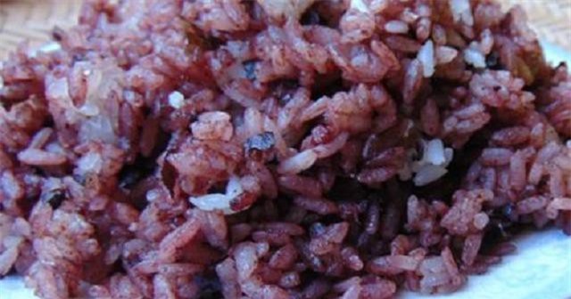 Đậm đà xôi trám đen Cao Bằng