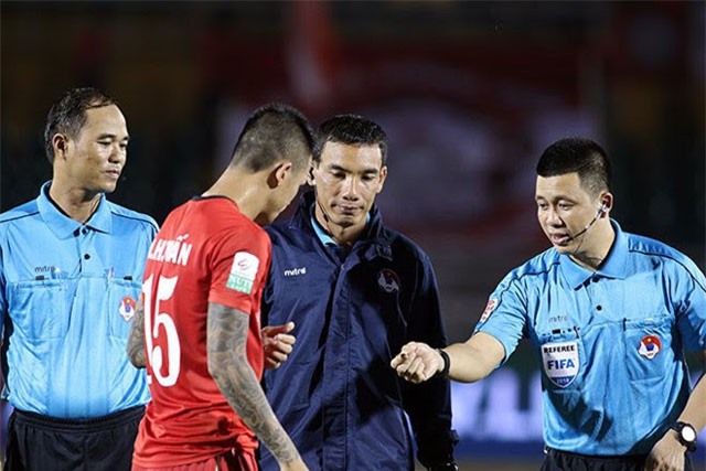 SỐC: Trọng tài V-League bất ngờ qua đời vì tai nạn