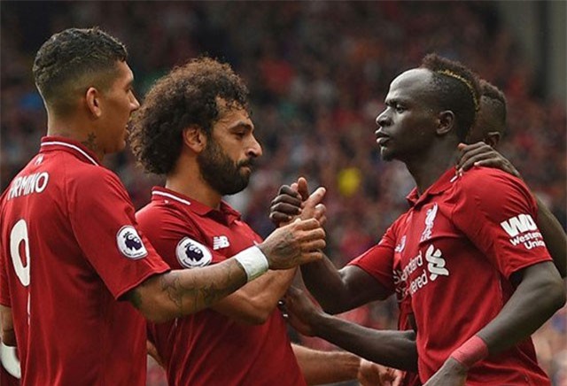 Facebook phát sóng trực tuyến Ngoại hạng Anh: Bài toán hóc búa cho các nhà làm chính sách